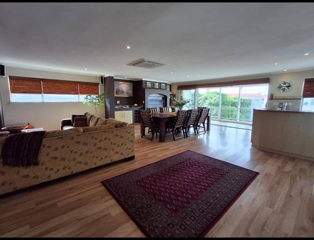 3 BEDROOM HOUSE FOR SALE IN HANNASBAAI